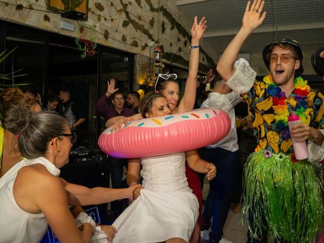 La boda de Rubén  y Bea en La Torre De Esteban Hambran, Toledo 3