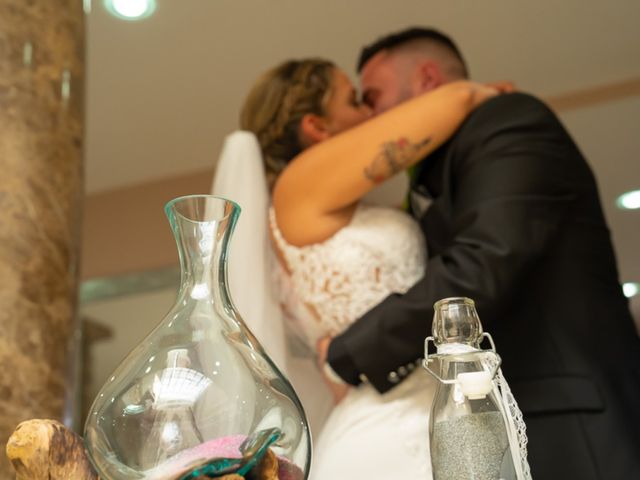 La boda de Rubén  y Bea en La Torre De Esteban Hambran, Toledo 4