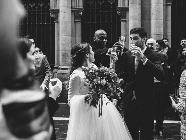 La boda de Álvaro y Merche en Pamplona, Navarra 44