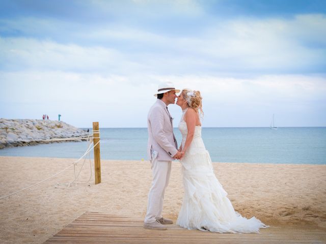 La boda de OSCAR y TOÑI en Arenys De Mar, Barcelona 15