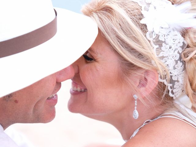 La boda de OSCAR y TOÑI en Arenys De Mar, Barcelona 20