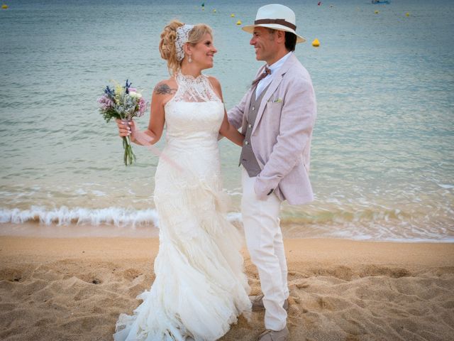 La boda de OSCAR y TOÑI en Arenys De Mar, Barcelona 25