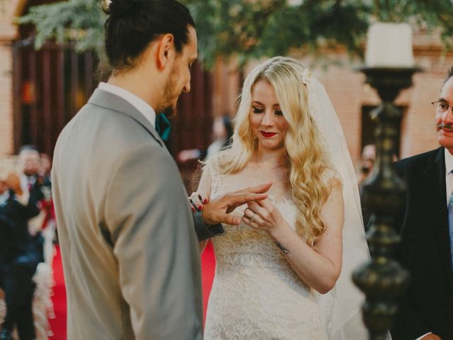 La boda de Juan y Christine en Ballesteros De Calatrava, Ciudad Real 36