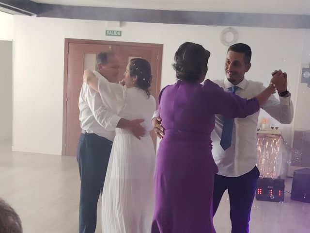 La boda de Ángel  y Sandy  en O Porriño, Pontevedra 7