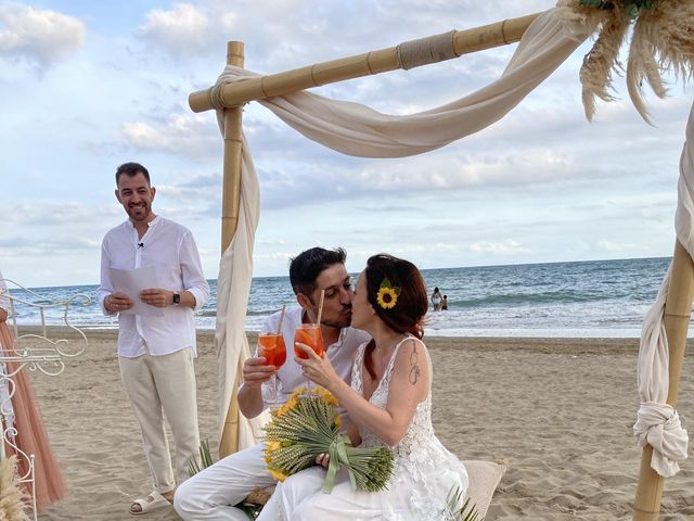 La boda de João y Renza en Gava, Barcelona 6