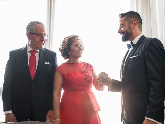 La boda de Toni y Leticia en Málaga, Málaga 3