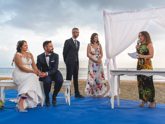 La boda de Toni y Leticia en Málaga, Málaga 21