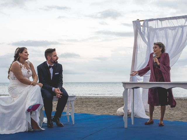 La boda de Toni y Leticia en Málaga, Málaga 24