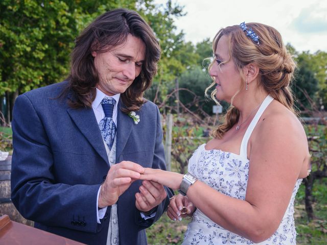 La boda de Carlos y Susana en Sant Cugat Sesgarrigues, Barcelona 12