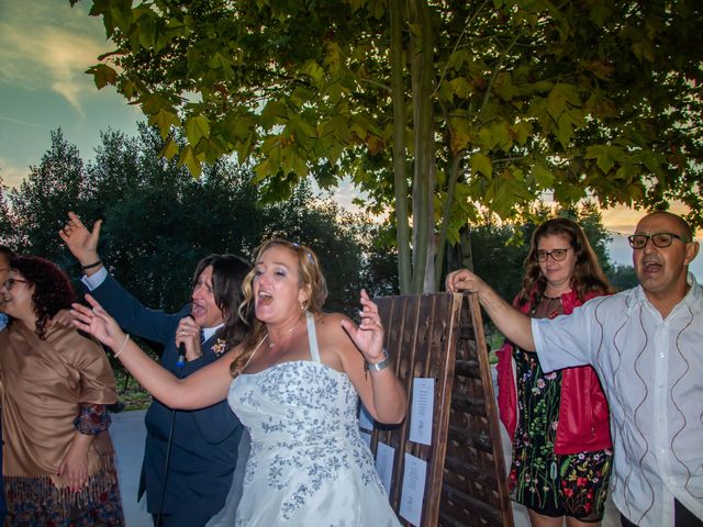 La boda de Carlos y Susana en Sant Cugat Sesgarrigues, Barcelona 28