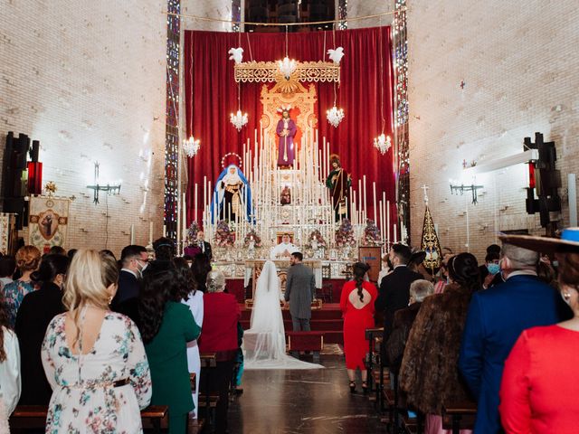 La boda de Jose Manuel y Sabina en Gerena, Sevilla 37