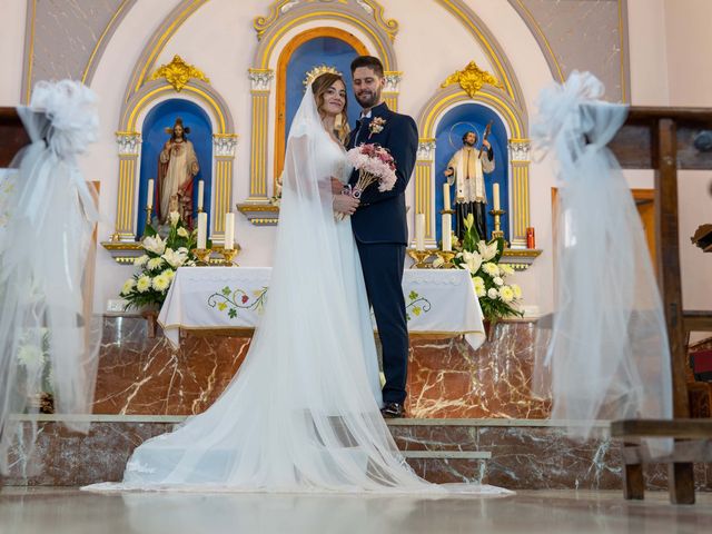 La boda de Alberto y Ana Cristina en San Antonio De Requena, Valencia 19