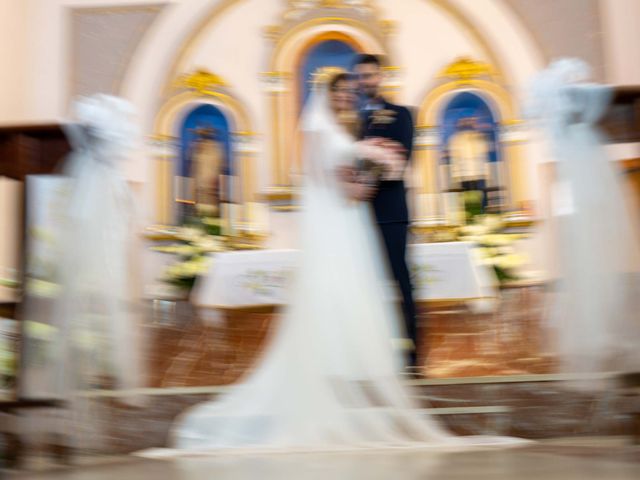 La boda de Alberto y Ana Cristina en San Antonio De Requena, Valencia 20