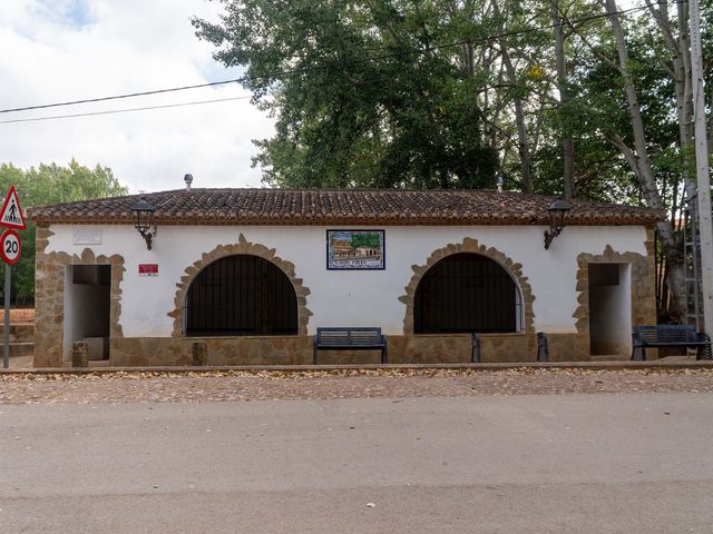 La boda de Alberto y Ana Cristina en San Antonio De Requena, Valencia 26