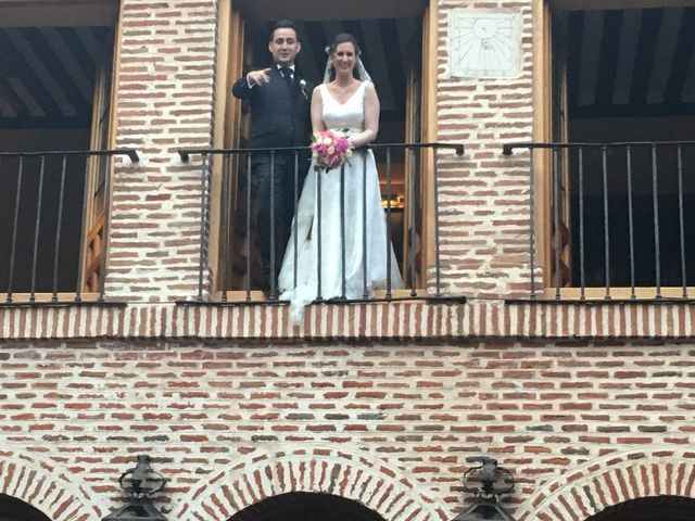 La boda de Piero y Lucia en Alcalá De Henares, Madrid 1