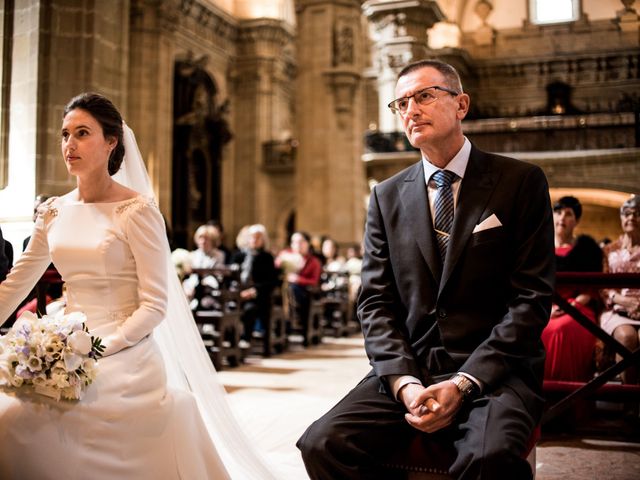 La boda de Ainhoa y Iosu en Donostia-San Sebastián, Guipúzcoa 42