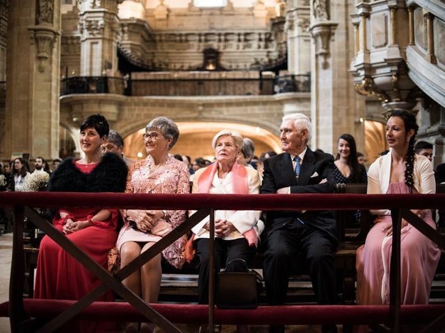 La boda de Ainhoa y Iosu en Donostia-San Sebastián, Guipúzcoa 52
