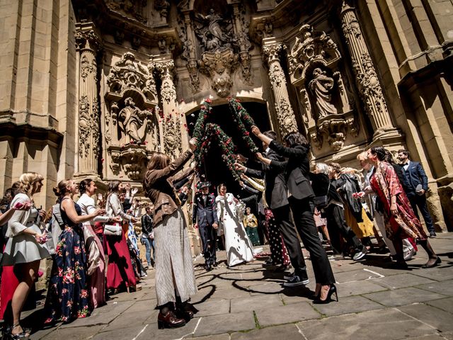 La boda de Ainhoa y Iosu en Donostia-San Sebastián, Guipúzcoa 59