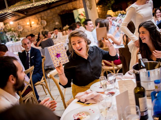 La boda de Ainhoa y Iosu en Donostia-San Sebastián, Guipúzcoa 104
