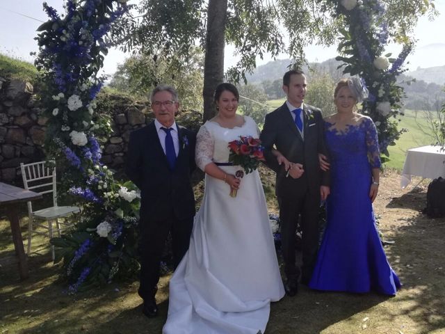 La boda de Constantino y Myrian en Sevares, Asturias 11