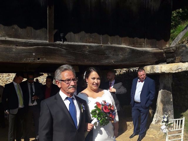 La boda de Constantino y Myrian en Sevares, Asturias 12