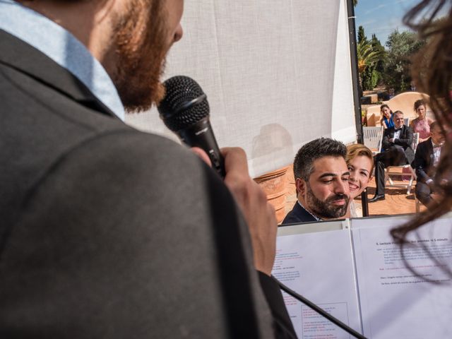 La boda de Quique y Laura en Castelló/castellón De La Plana, Castellón 35