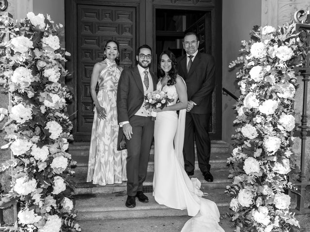 La boda de Juan y Amarú en Madrid, Madrid 12