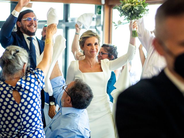 La boda de David y María en Pazo (Caion), A Coruña 41