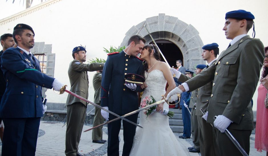 La boda de Joni y Belén en Las Palmas De Gran Canaria, Las Palmas