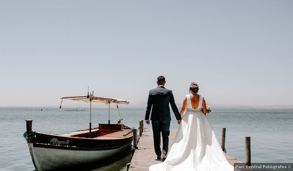 La boda de Patricia y Jesús en Torrent, Valencia