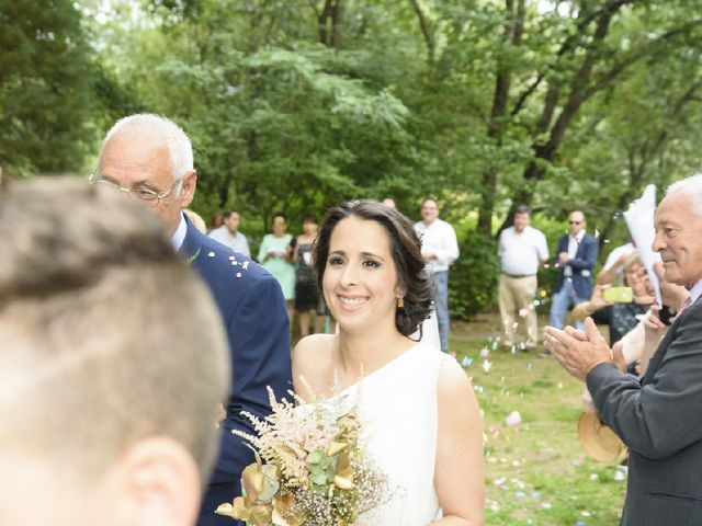 La boda de Fernando  y Sandra en Valdastillas, Cáceres 27