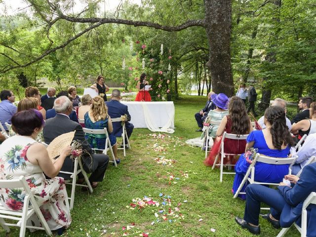 La boda de Fernando  y Sandra en Valdastillas, Cáceres 28