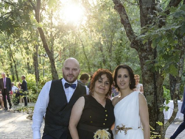 La boda de Fernando  y Sandra en Valdastillas, Cáceres 43