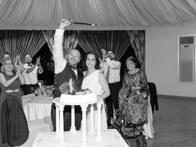 La boda de Fernando  y Sandra en Valdastillas, Cáceres 60