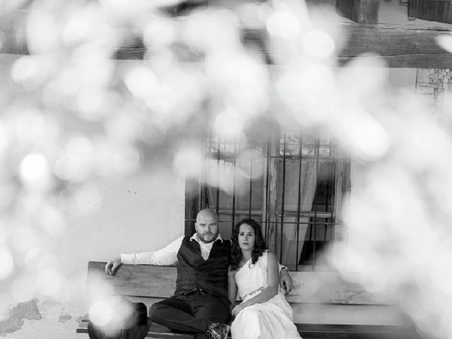 La boda de Fernando  y Sandra en Valdastillas, Cáceres 95