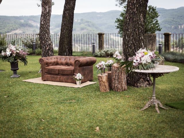 La boda de Guille y Marta en Sant Marti De Tous, Barcelona 22