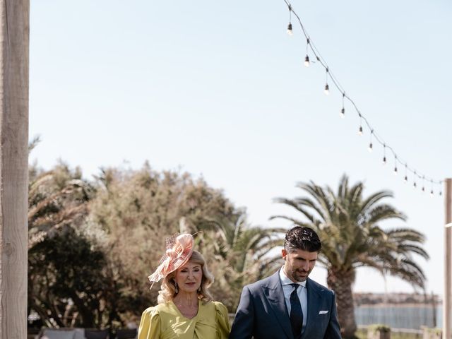 La boda de Mercedes y Jorge en Chipiona, Cádiz 16