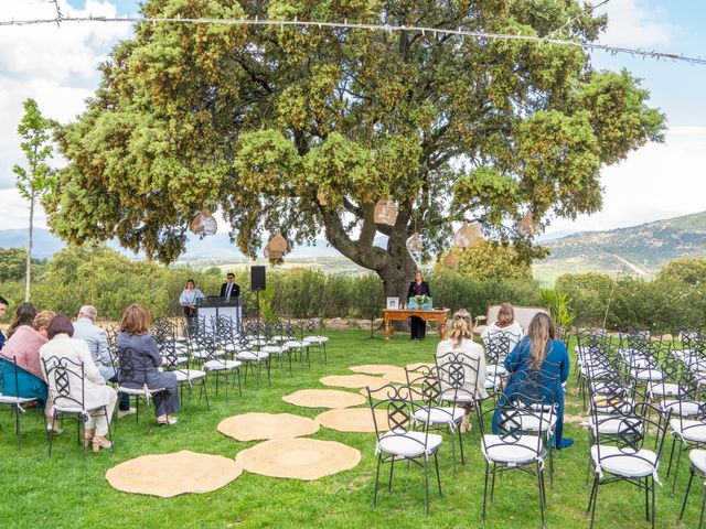 La boda de Julio y Raquel en Collado Villalba, Madrid 18