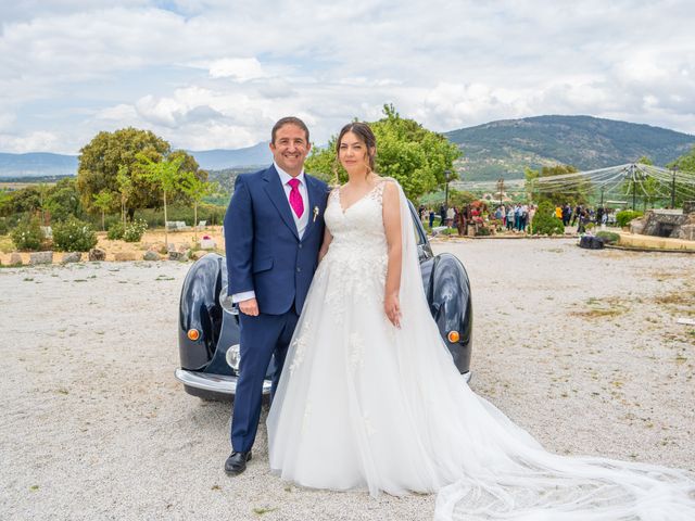 La boda de Julio y Raquel en Collado Villalba, Madrid 28