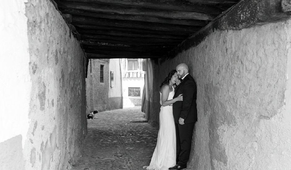 La boda de Fernando  y Sandra en Valdastillas, Cáceres