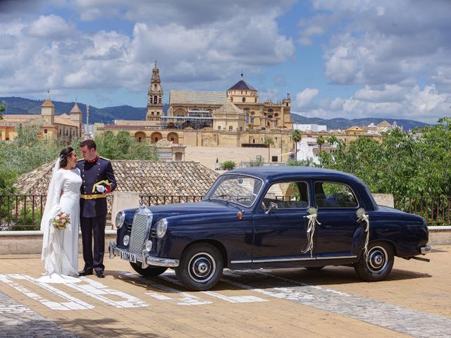 La boda de Rafa y Ana en Córdoba, Córdoba 33