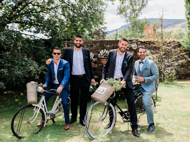 La boda de Manuel y Carolin en Las Fraguas, Soria 25