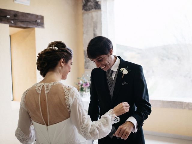 La boda de Iñaki y Blanca en Sotos De Sepulveda, Segovia 21