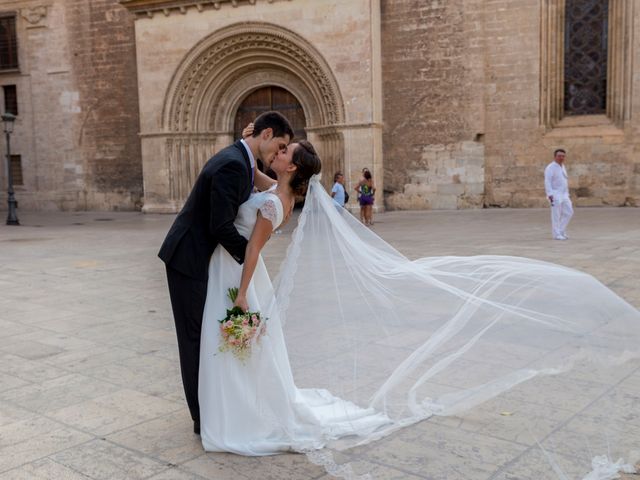 La boda de Pedro y Mariam en Torrent, Valencia 37