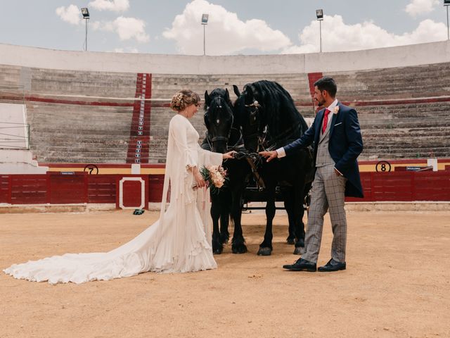 La boda de Raúl y Virginia en Daimiel, Ciudad Real 92