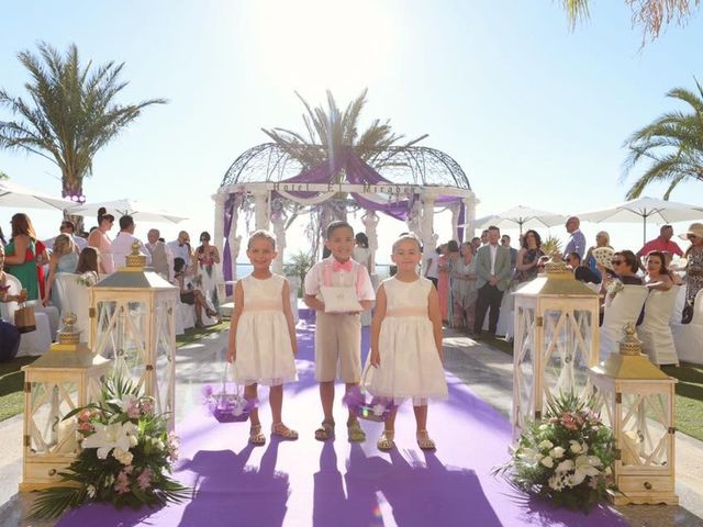 La boda de Denis y Yolanda en Alhaurin El Grande, Málaga 6