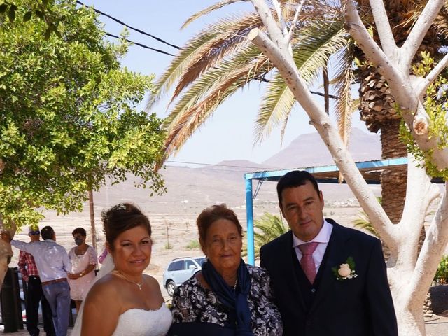 La boda de Carmenza y Faustino en Costa Calma, Las Palmas 12