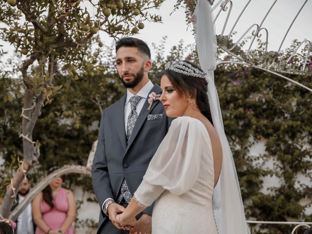 La boda de Enrique y Laura en La Rinconada, Sevilla 40