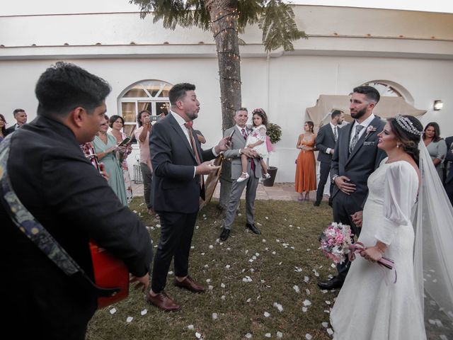 La boda de Enrique y Laura en La Rinconada, Sevilla 45