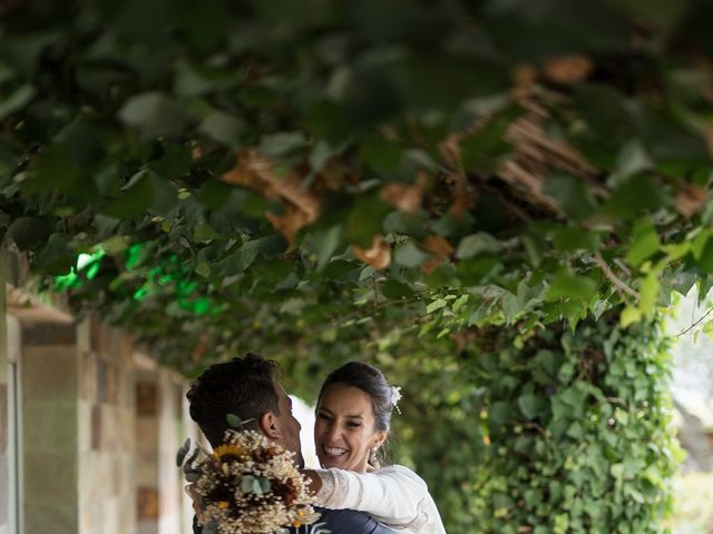 La boda de Raul y Silvia en El Vellon, Madrid 22